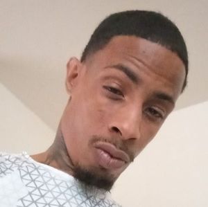 Meet your Posher, Derrick